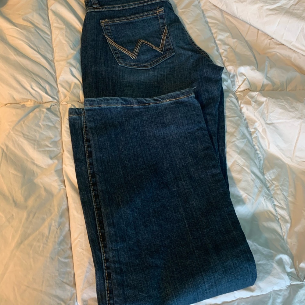 Ladies wrangler jeans